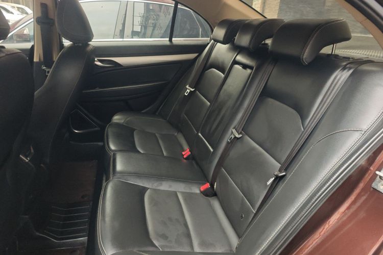 吉利汽车 帝豪 2018款 1.5L 手动向上互联版中控内饰7004