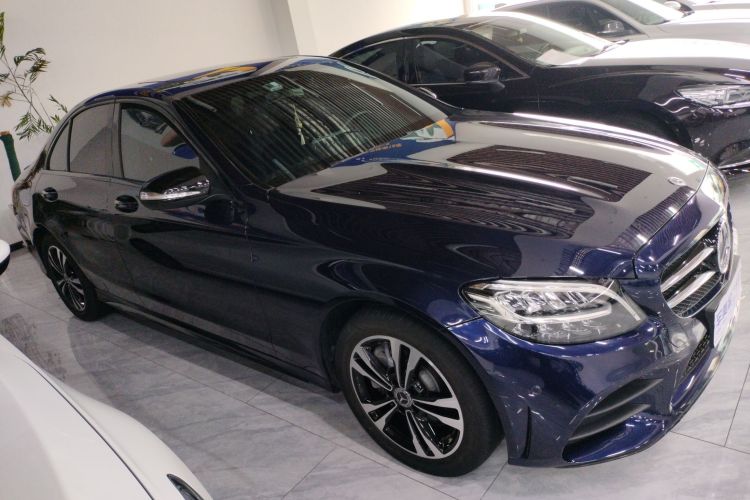 奔驰C级 2019款 C 260 运动版车身外观6002