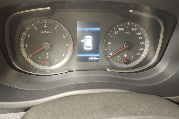 北京现代ix35 2018款 2.0L 自动两驱智勇·畅享版中控内饰15