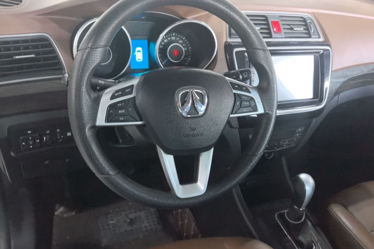 北汽威旺S50 2016款 1.5T CVT乐动豪华型局部细节13