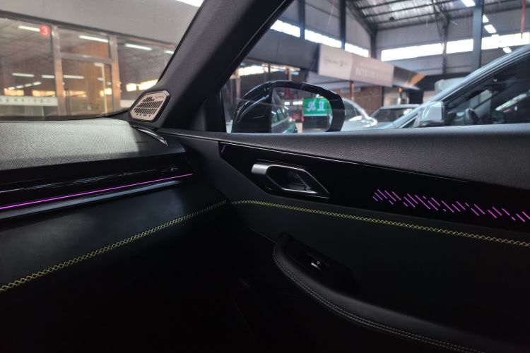 领克03 2025款 1.5TD DCT冠军版Pro局部细节9001