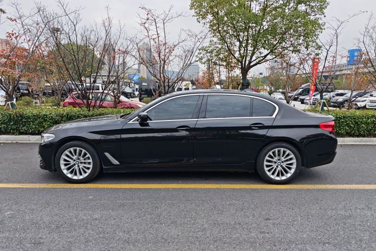 宝马5系新能源 2020款 里程升级版 530Le 豪华套装车身外观6003