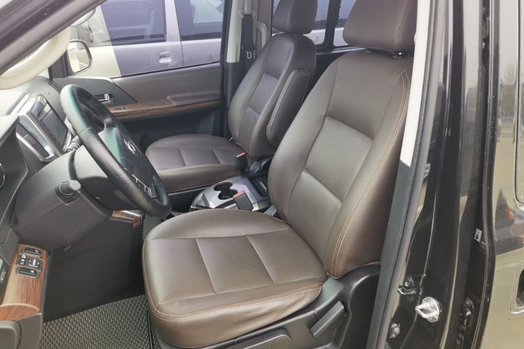 东风风行 风行CM7 2018款 经典版 2.0T 自动尊享型局部细节19