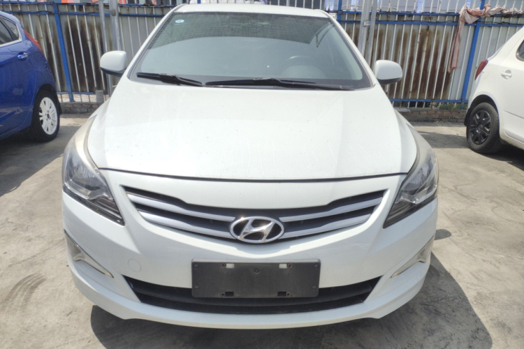 现代 瑞纳 2016款 1.4L 手动智能型GLS车身外观6001