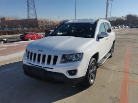 Jeep 指南者(进口) 2014款 改款 2.4L 四驱舒适版