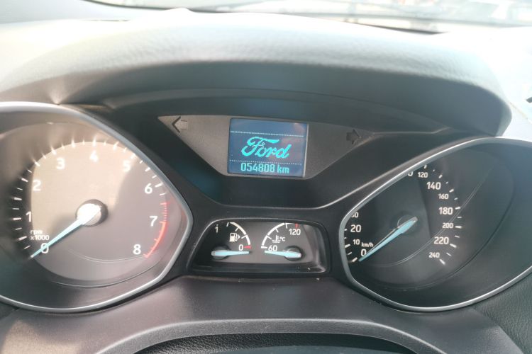 福特 翼虎 2019款 EcoBoost 180 两驱铂翼型 国VI中控内饰15