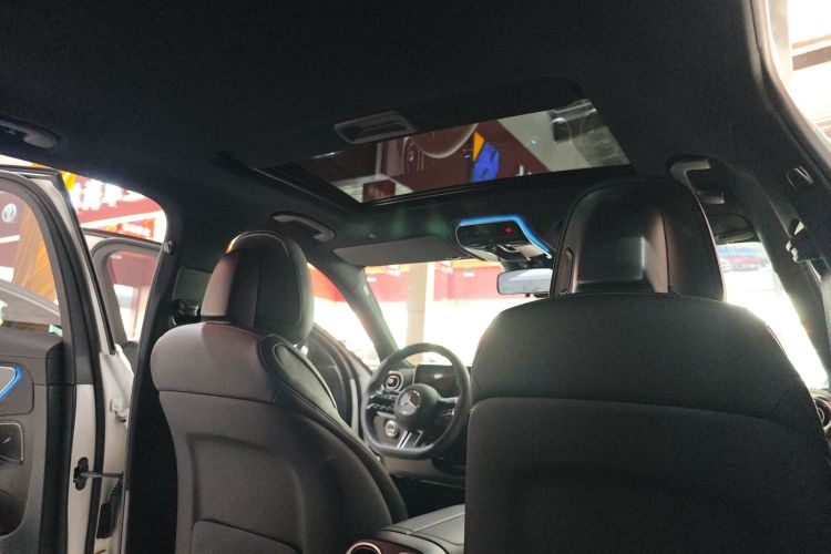 奔驰C级 2022款 C 200 L 运动版局部细节22