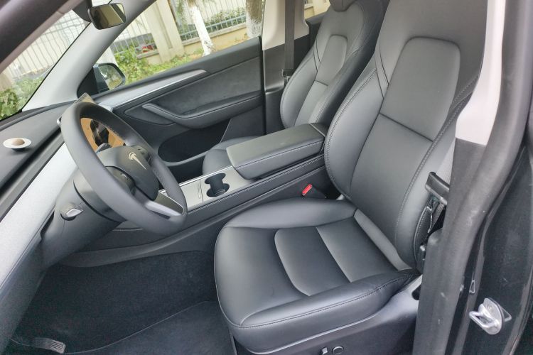 特斯拉 Model Y 2024款 后轮驱动版局部细节19