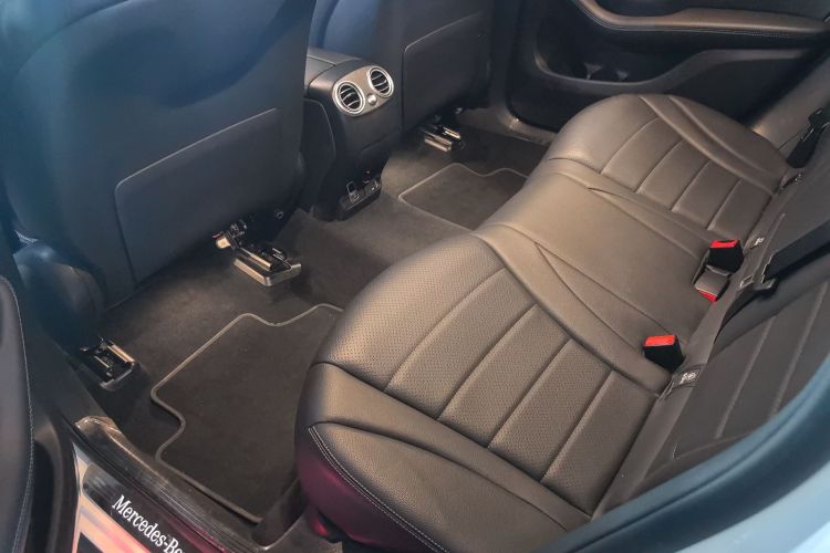 奔驰GLC 2019款 GLC 260 L 4MATIC 动感型中控内饰7003