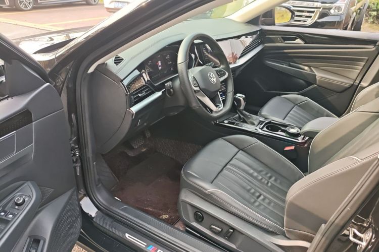 大众 帕萨特 2022款 330TSI 星空精英版中控内饰7003