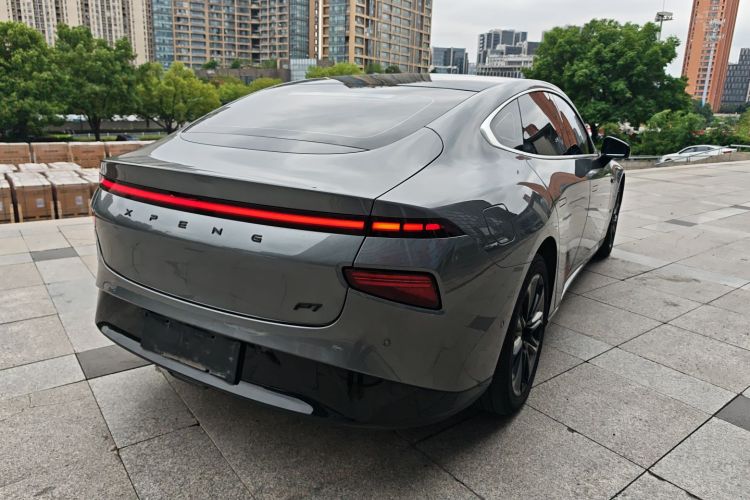 小鹏P7 2020款 670N车身外观6004