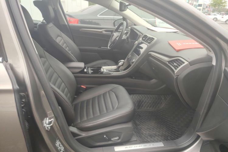 福特 蒙迪欧 2013款 2.0L GTDi200时尚型中控内饰7005