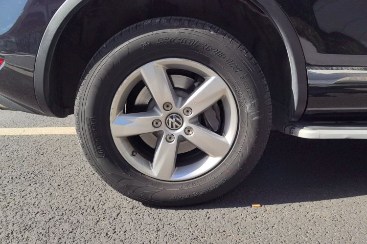 大众 途锐 2011款 3.0TSI 舒适型局部细节9001