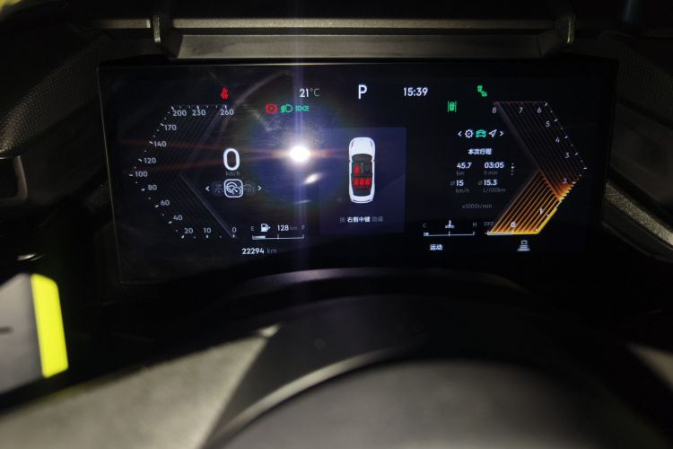 领克03 2023款 03+ 2.0TD 自动驭风版中控内饰15