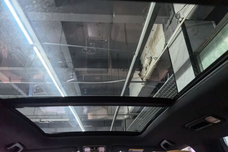 理想汽车 理想ONE 2021款 增程6座版局部细节22