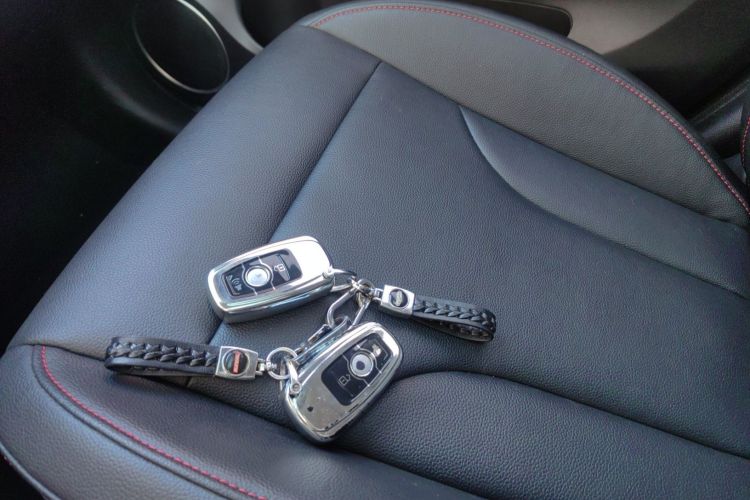 哈弗H6 2016款 升级版 1.5T 手动两驱精英型中控内饰7005