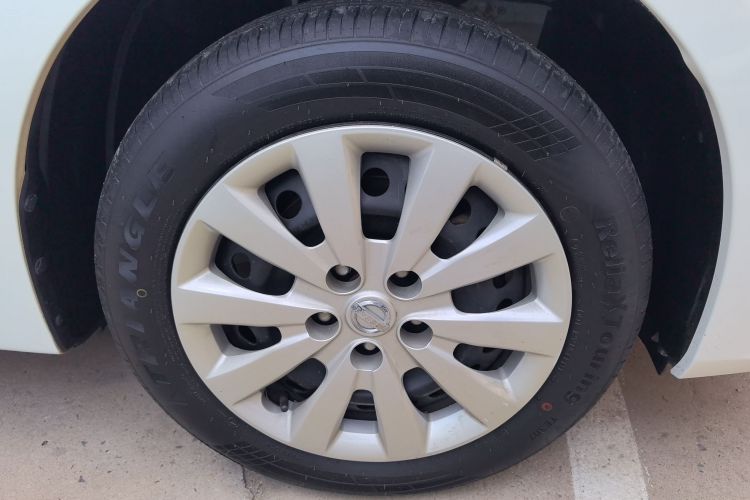 日产 轩逸 2021款 经典 1.6XE CVT舒适版车身外观6007