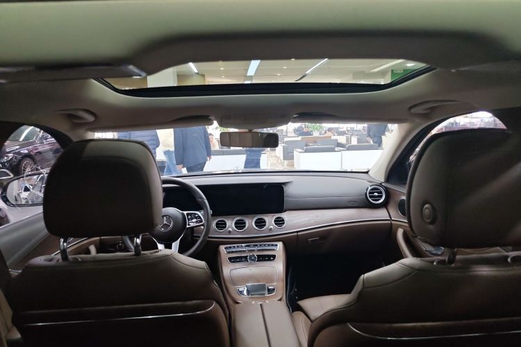 奔驰E级 2020款 改款 E 260 L局部细节22