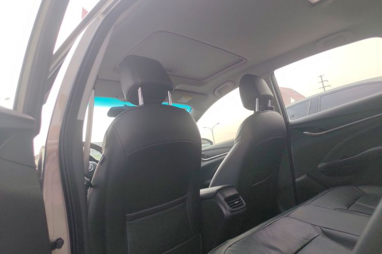 别克 阅朗 2018款 18T 自动精英型局部细节22