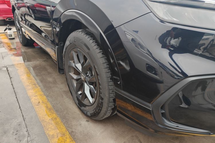 本田 皓影 2023款 240TURBO 两驱豪华版 5座车身外观6008