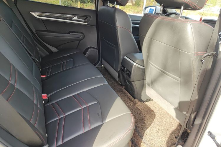 东风风神AX7 2016款 2.0L 自动智逸型中控内饰7004