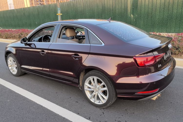 奥迪A3 2018款 30周年年型 Limousine 35 TFSI 进取型车身外观6003