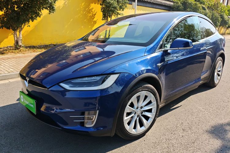 特斯拉 2016款 Model X 75D车身外观1