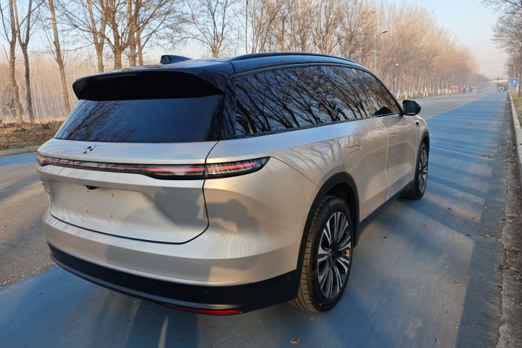 蔚来ES8 2023款 75kWh车身外观6005