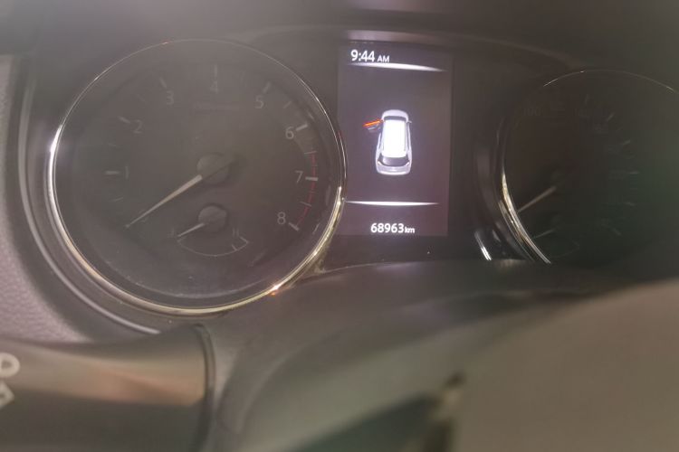 日产 奇骏 2019款 2.0L CVT舒适版 2WD中控内饰15