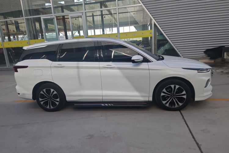 五菱汽车 五菱凯捷 2022款 280T 1.5T CVT旗舰型车身外观6002