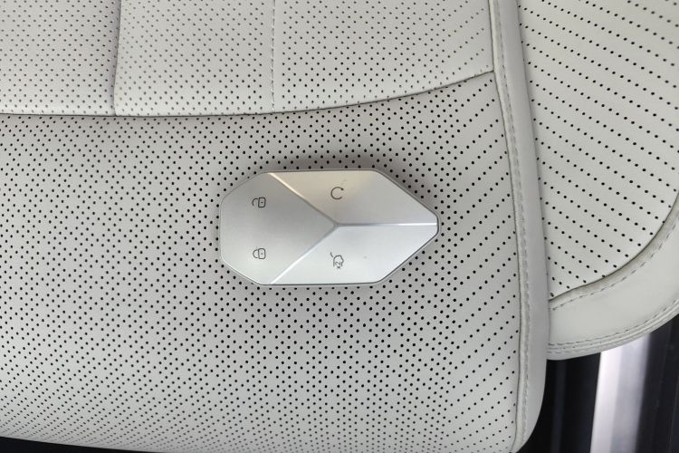 方程豹 钛7 2025款 190KM四驱Ultra版中控内饰7001