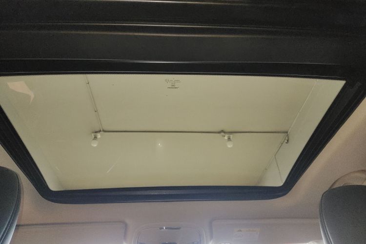 Jeep 自由光 2016款 2.4L 优越版局部细节9001