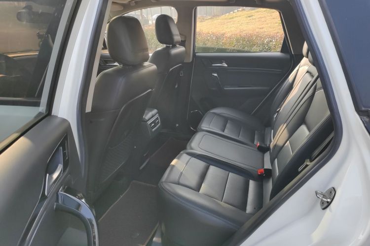 众泰T600 Coupe 2017款 1.5T 自动尊享型中控内饰7002