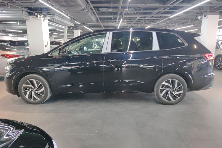 大众 威然 2024款 380TSI 尊驰版车身外观6005