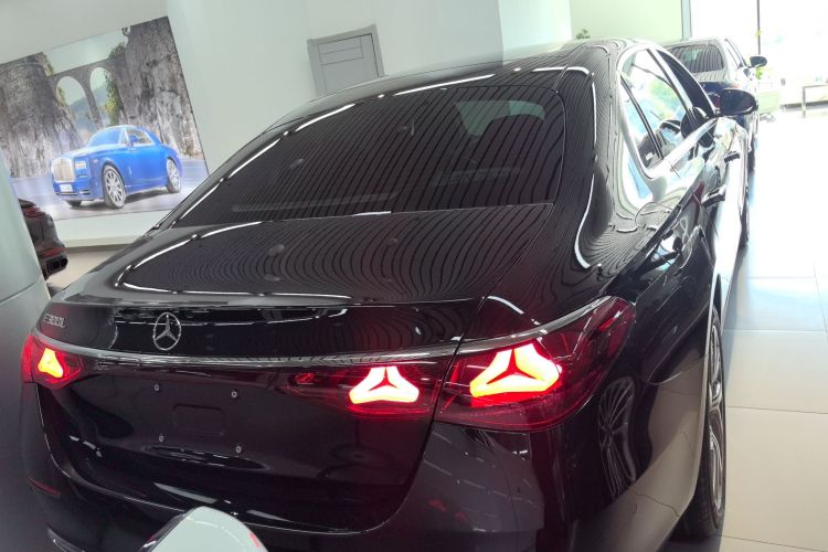 奔驰E级 2024款 E 300 L 时尚型车身外观6004