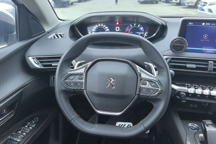 标致5008 2017款 380THP 7座无界版局部细节13