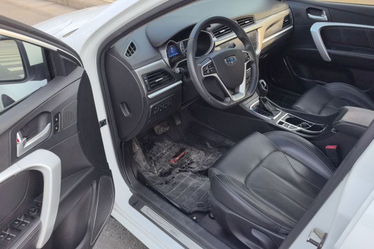 吉利汽车 帝豪 2017款 三厢百万款 1.5L CVT向上版中控内饰7002