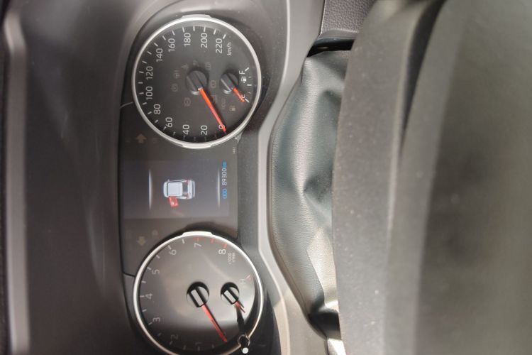 丰田 RAV4荣放 2020款 2.0L CVT两驱都市版中控内饰15