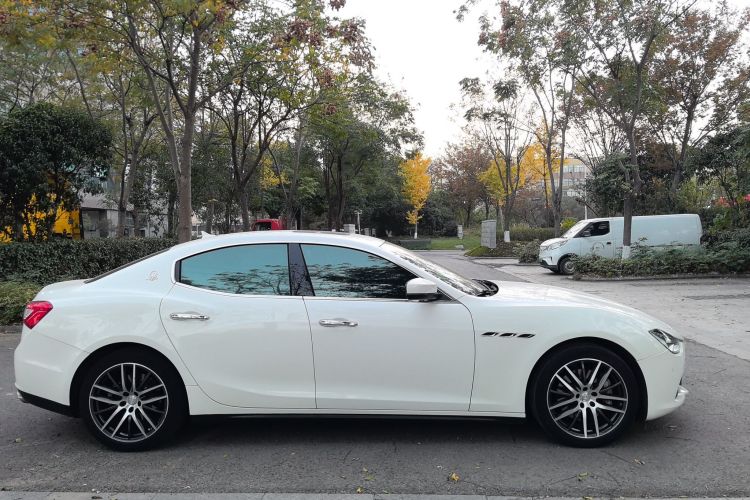 玛莎拉蒂 Ghibli 2017款 3.0T 标准版车身外观6002