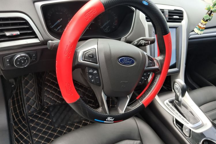 福特 蒙迪欧 2013款 1.5L GTDi180时尚型局部细节13