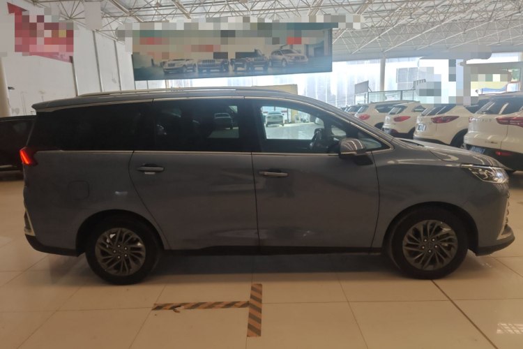 上汽大通MAXUS 大通G50 2023款 PLUS 1.5T 幸福推荐自动护航版车身外观6002