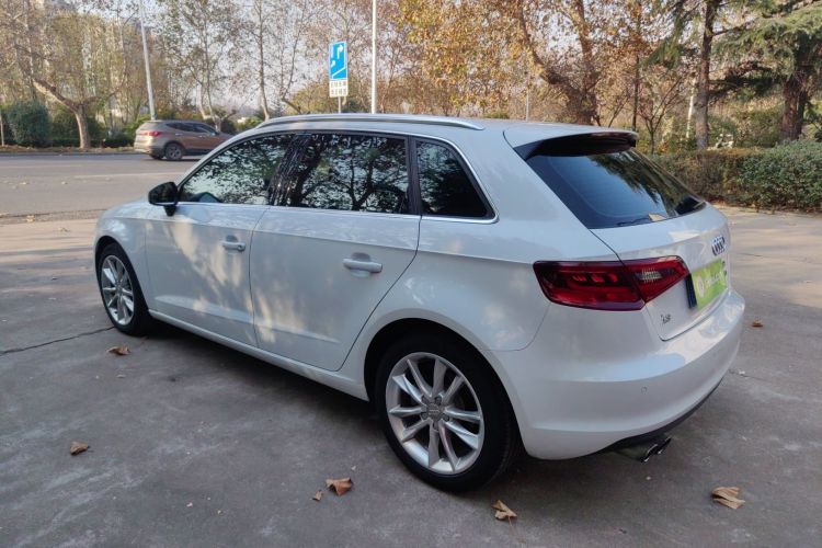 奥迪A3 2016款 Sportback 35 TFSI 风尚型车身外观6006