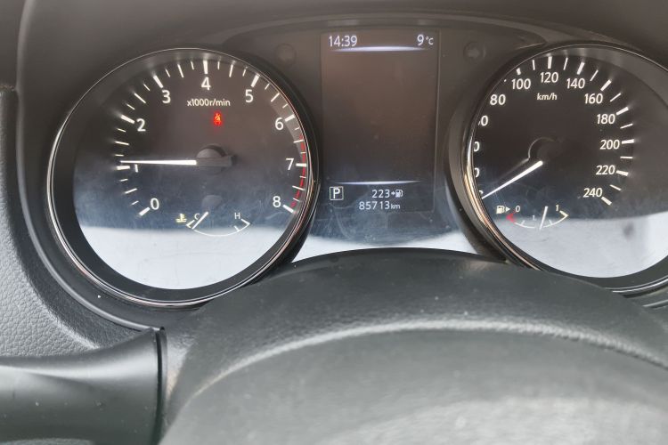 日产 奇骏 2021款 2.5L CVT 4WD XL ITS豪华纪念版中控内饰15