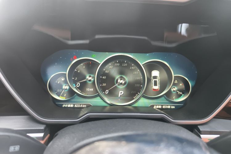 众泰T700 2017款 1.8T 双离合尊贵型局部细节14