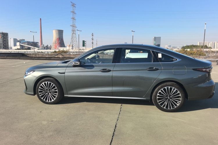 奇瑞 风云A8L 2025款 1.5TGDI 145km 豪华型车身外观6006