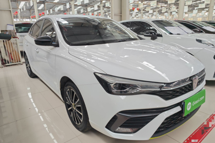 荣威i5 2021款 1.5L CVT铂金版车身外观6002