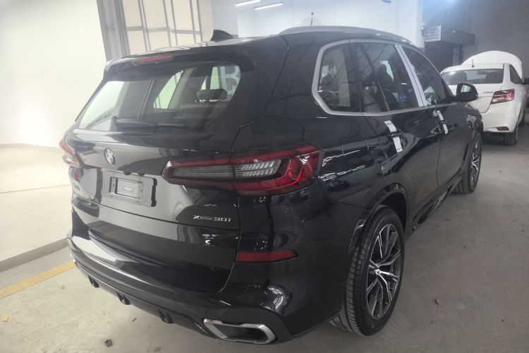 宝马X5(进口) 2021款 改款 xDrive30i M运动套装车身外观6003