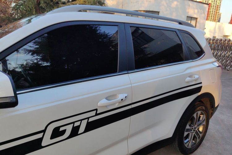 起亚 智跑 2019款 2.0L 自动智享豪华版车身外观6009