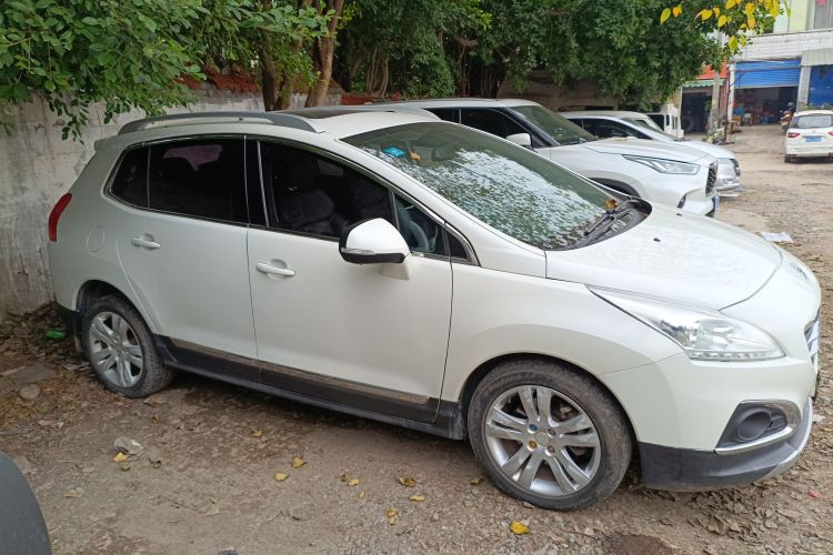 标致3008 2013款 1.6THP 自动至尚版车身外观6011