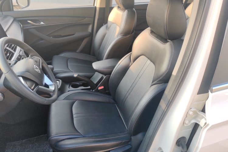 宝骏360 2018款 1.5L 手动精英型 国V局部细节19